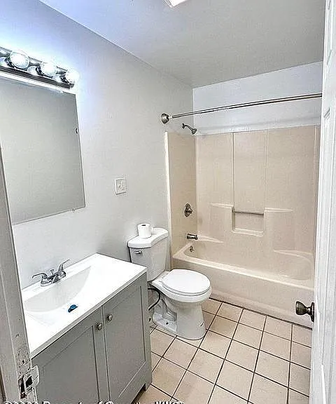 1213 Lori Ln — Photo 8