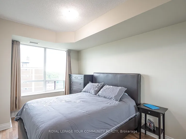 319 Merton St #805 — Photo 12