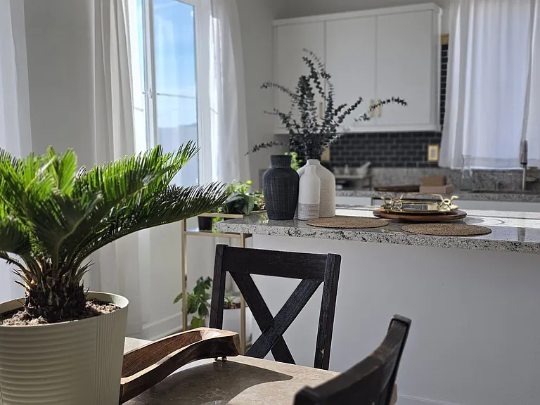 30758 Valley Heights Dr — Photo 8