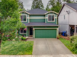 37708 Hamilton Ridge Dr, Sandy, OR 97055