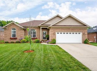 2724 Crescent Hill Dr NE, Corydon, IN 47112