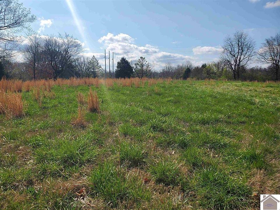 1st image of 360 Clarkline Rd