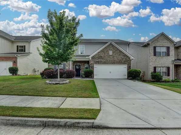 1767 Weatherbrook Cir, Lawrenceville, GA 30043