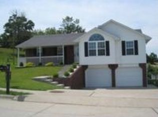 3823 Liverpool Dr, Jefferson City, MO 65109