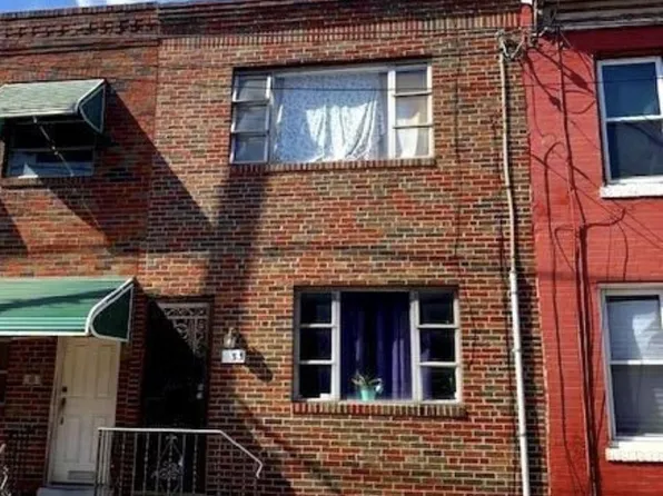 633 Mercy St, Philadelphia, PA 19148