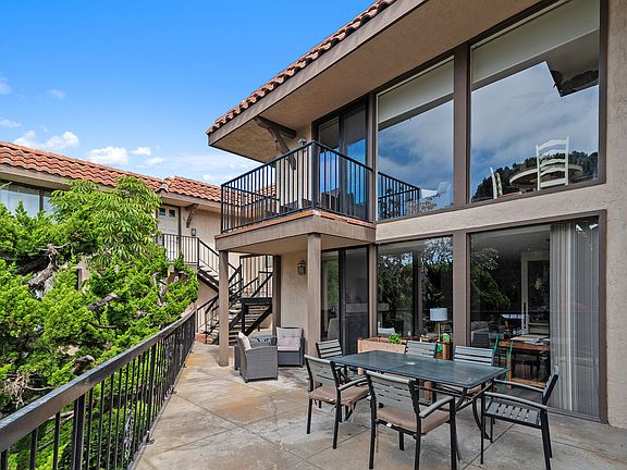 3rd image of 190 Del Mar Shores Ter Unit 54