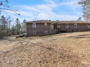 255 Vance Dr, Seneca, SC 29678