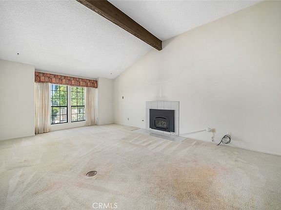 2nd image of 1360 Laurel Ln APT 3