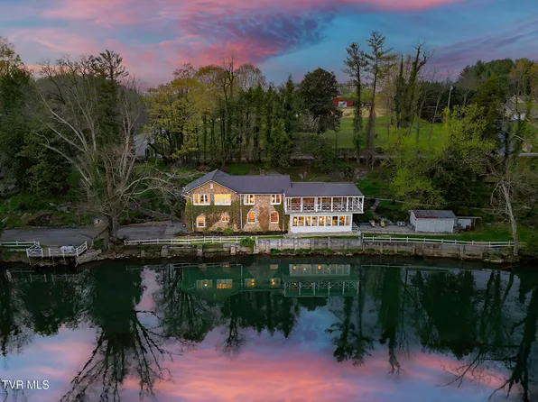 1910 Riverside Rd, Bristol, TN 37620