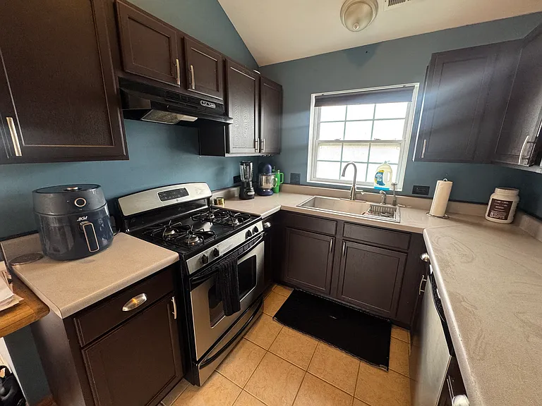 11806 S Watkins Ave #2 — Photo 4