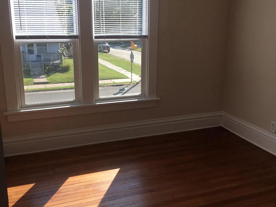 Bedroom #1