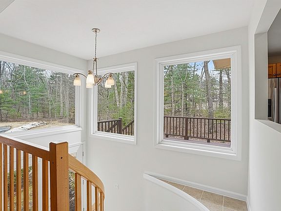 4th image of 125 America Blvd #125