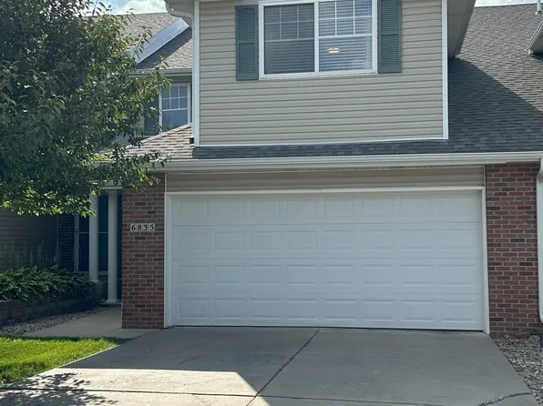 6835 S 90th St, Lincoln, NE 68526