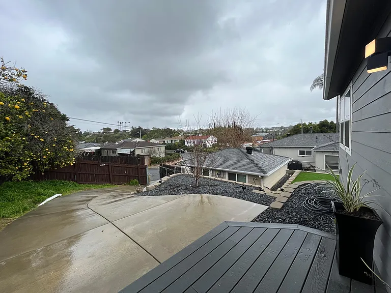4358 Aragon Dr — Photo 12