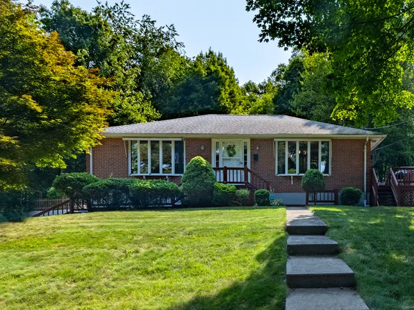 65 Crissey Lane, Southington, CT 06489