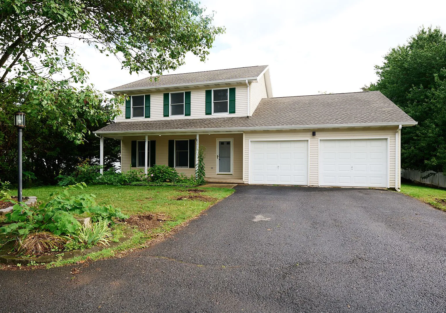 Welcome to 3017 Fairchild Ln — Photo 1