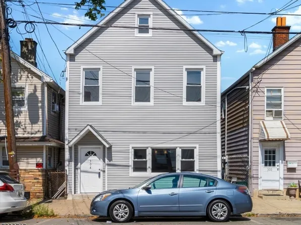 308 N 2nd St, Harrison, NJ 07029