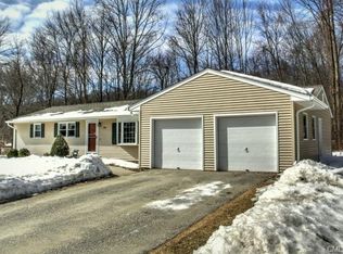 170 Pastors Walk, Monroe, CT 06468