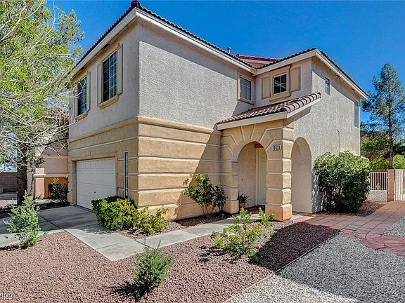 3rd image of 10013 Carsoli Ct