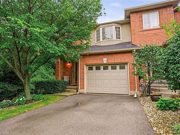 4th image of 348 Highland Rd W #7