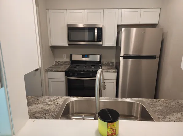 2409 Mission Hill Dr Unit 102, Austin, TX 78741