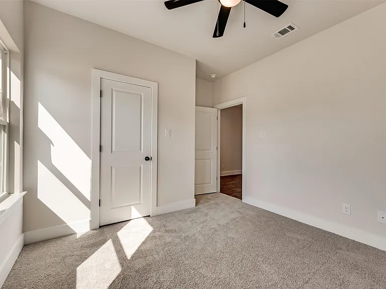 4024 Colonial Ave — Photo 9