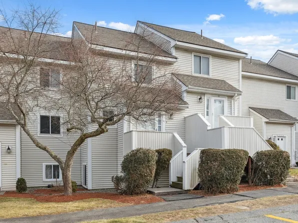 100 Merrimack Ave APT 84, Dracut, MA 01826