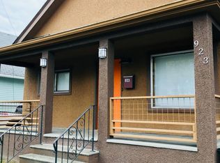 923 NW 65th St, Seattle, WA 98117