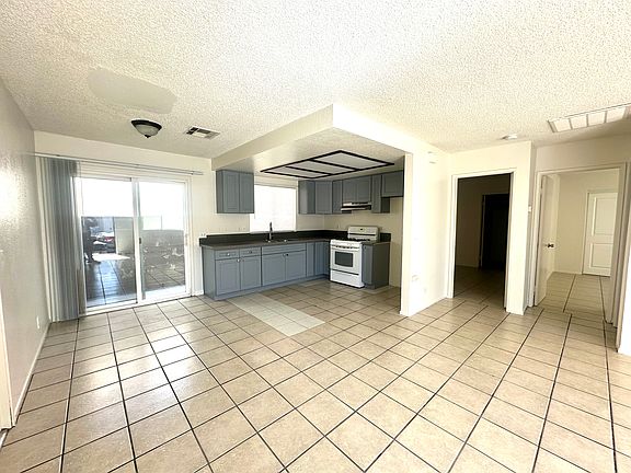 3rd image of 15392 Bear Valley Rd #4