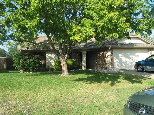 1st image of 715 Pepperidge Dr