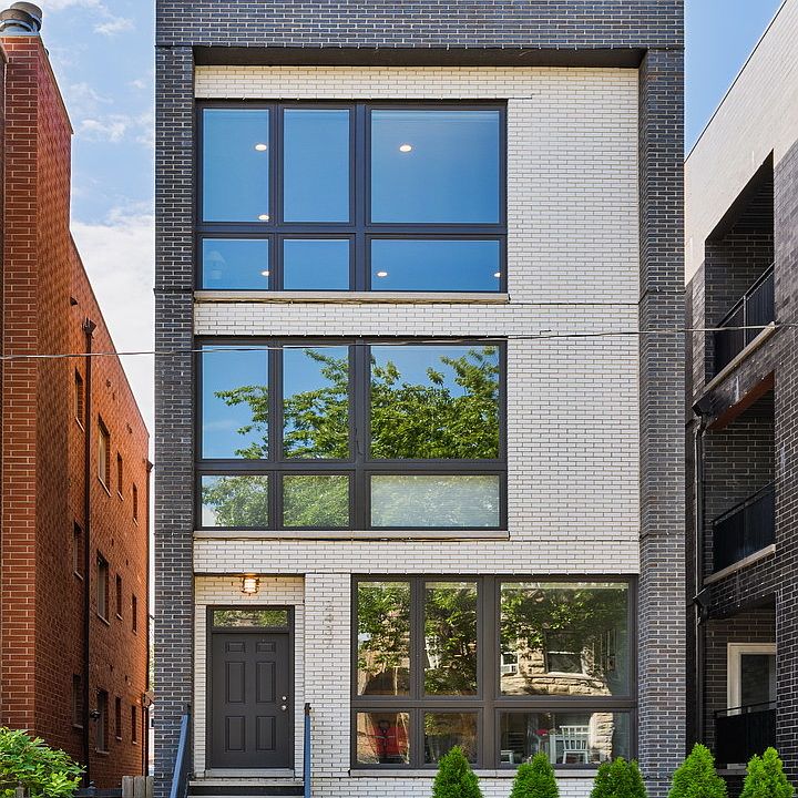 1st image of 2437 W Haddon Ave Unit 3