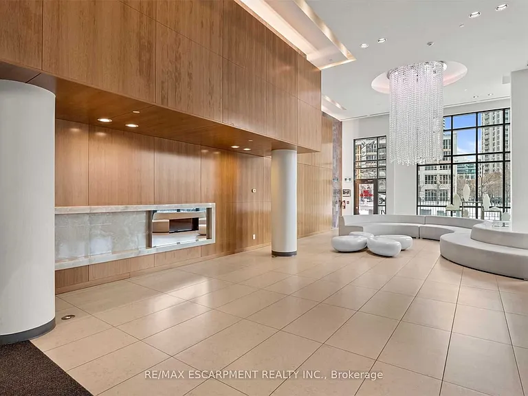 209 Fort York Blvd #676 — Photo 24