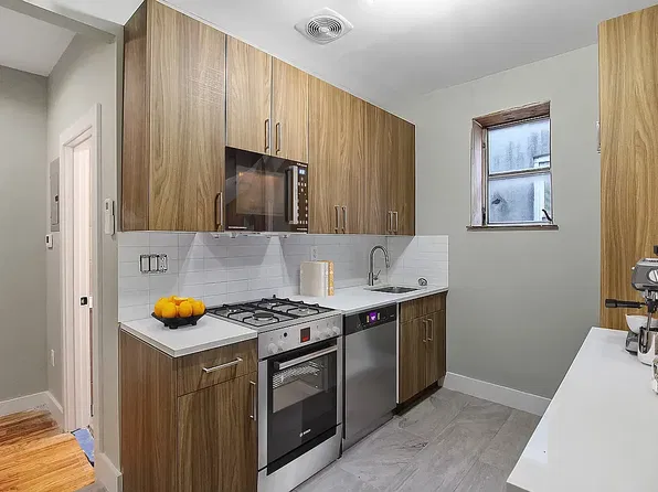 1661 Sterling Place #2F, photo 3
