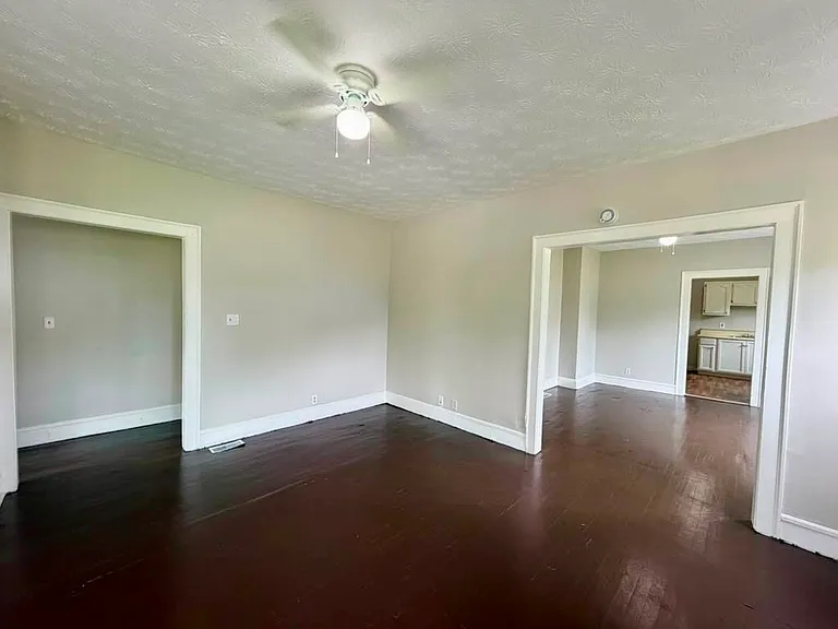 3454 E 118th St #1 — Photo 9