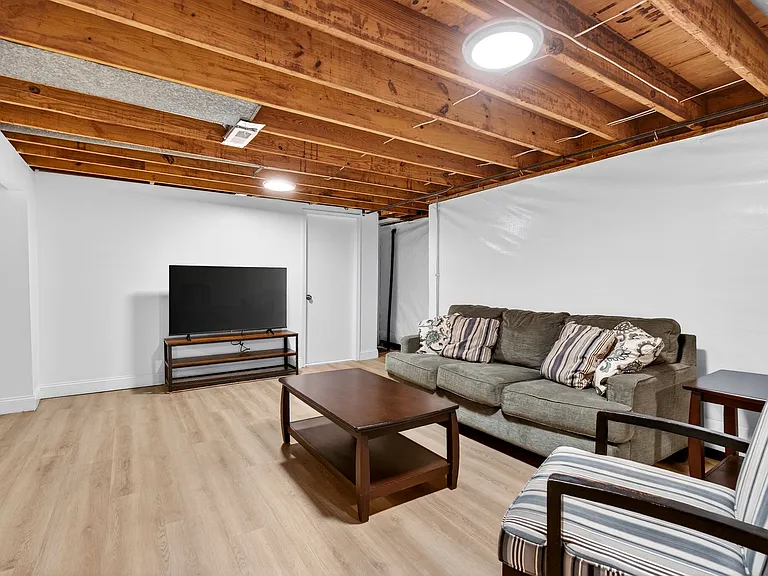 11870 Brampton Hunt Rd — Photo 34