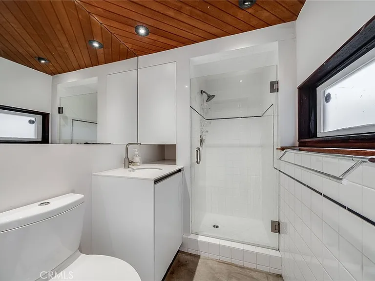 1625 Catalina — Photo 18