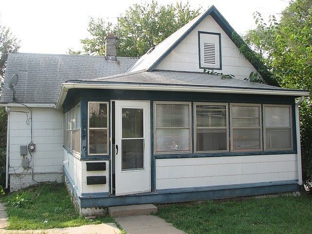 1st image of 6518 S 31st St