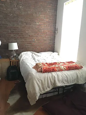 Rented by The Hamilton Group | media 5