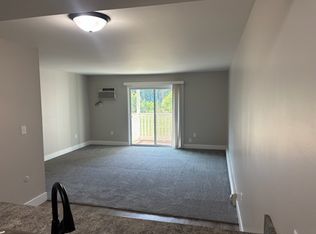 692 44th St SE, Grand Rapids, MI 49548