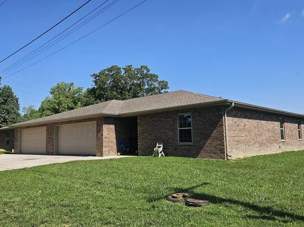 625-723 Hawthorne Street, Houston, MO 65483