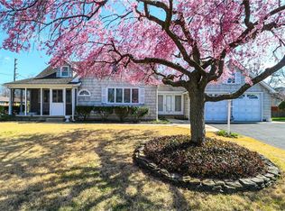 1465 Cedarwood Dr, Piscataway, NJ