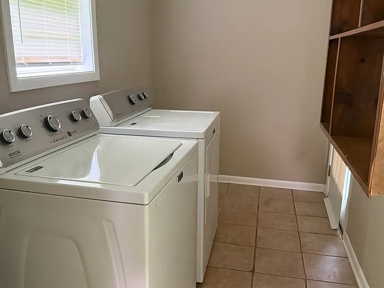 211 Forest Hill Rd — Photo 16