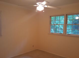 394 Dorsey Cir, Lilburn, GA 30047