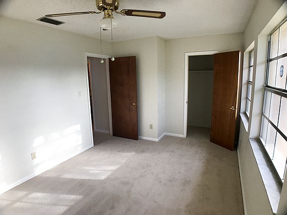 4th image of 9623 N Hartts Dr