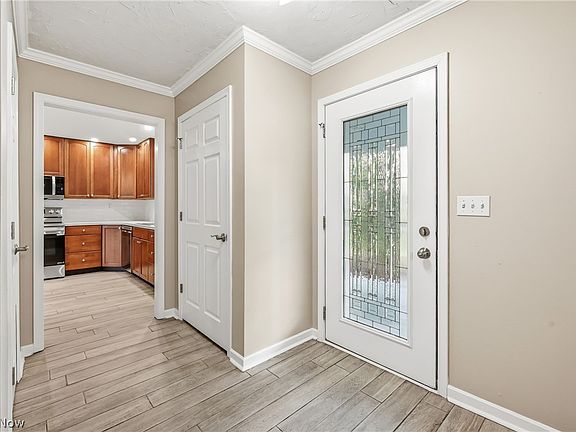 4th image of 13836 Ellsworth Rd