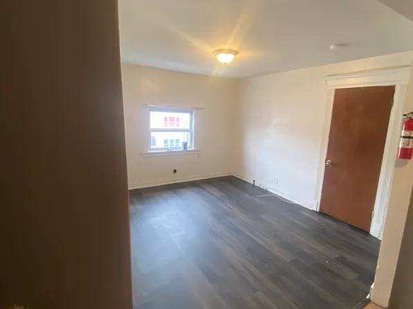 19 N 7th St, Newark, NJ