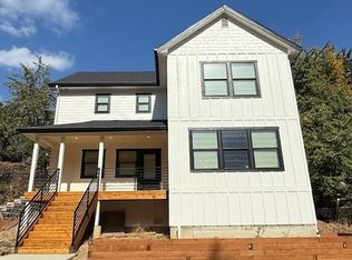 113 W 5th St, Roslyn, WA 98941