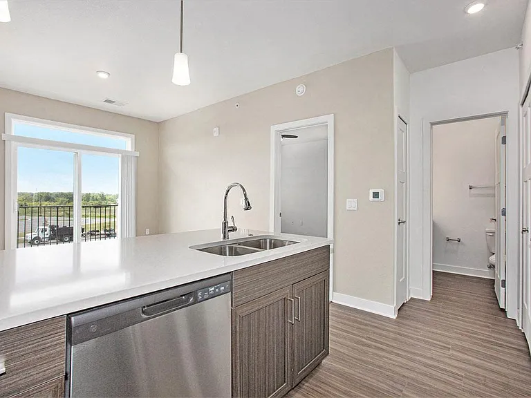 Meadowbrooke Apartment Homes — Photo 185