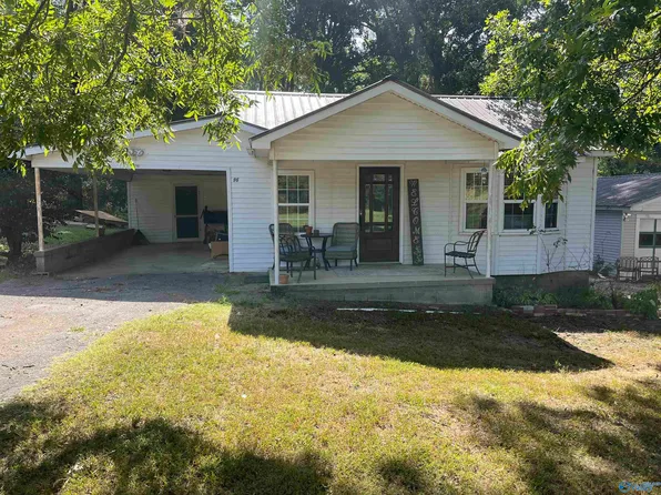 96 Old Denson Rd, Boaz, AL 35957