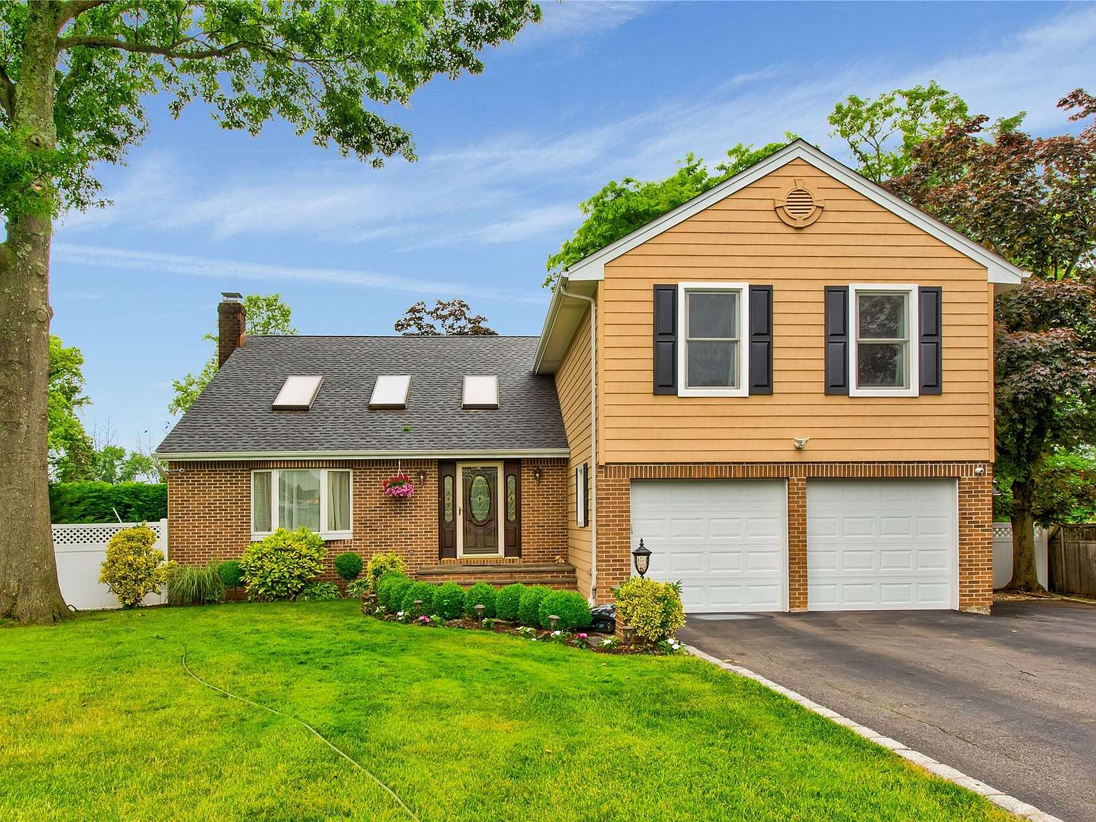 10 Stirrup Lane, Glen Cove, NY 11542 Zillow